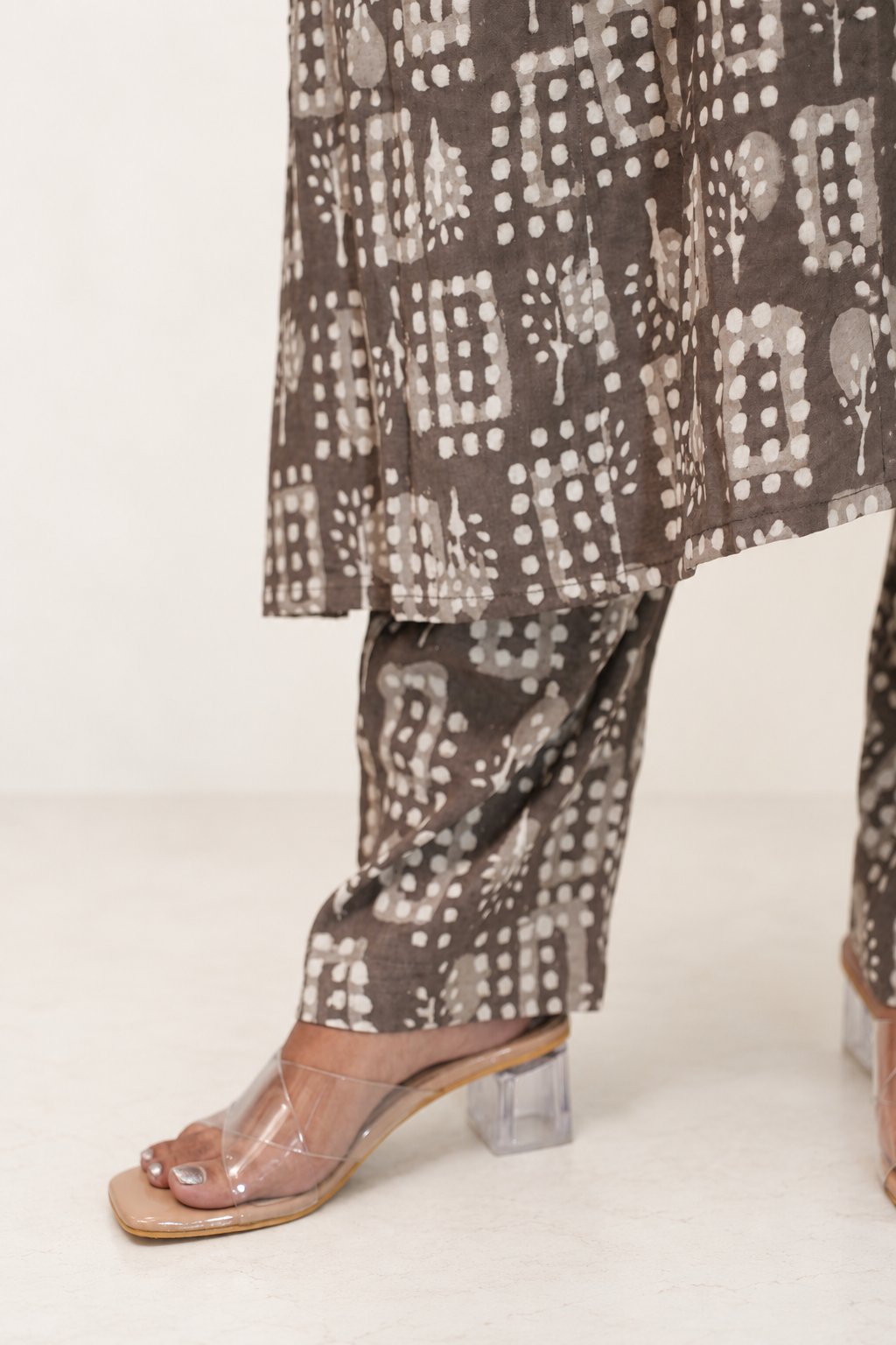 Taupe Jharokha Co-Ord Set
