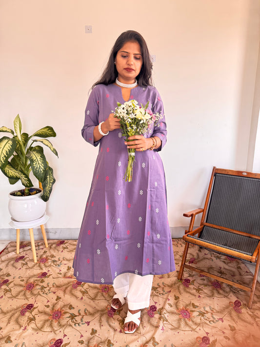 Lavender Floral Buti Kurta